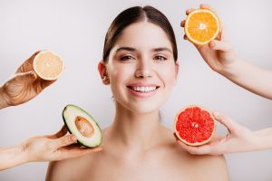 Rekomendasi Buah yang Bisa Mencerahkan Kulit