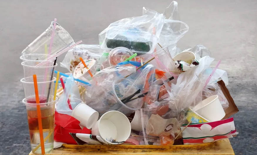 Inilah Sederet Tantangan dan Solusi Pengelolaan Sampah Plastik